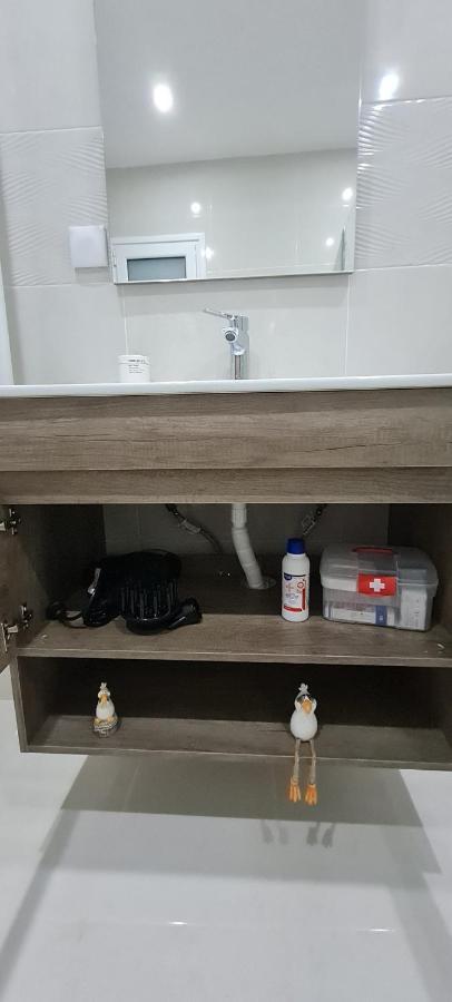 Cozy Apartment With Garden Near Town Center, Fully Renovated. アテネ エクステリア 写真